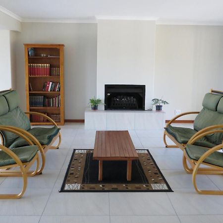 Cape Oasis Guesthouse Блуберґстранд Екстер'єр фото