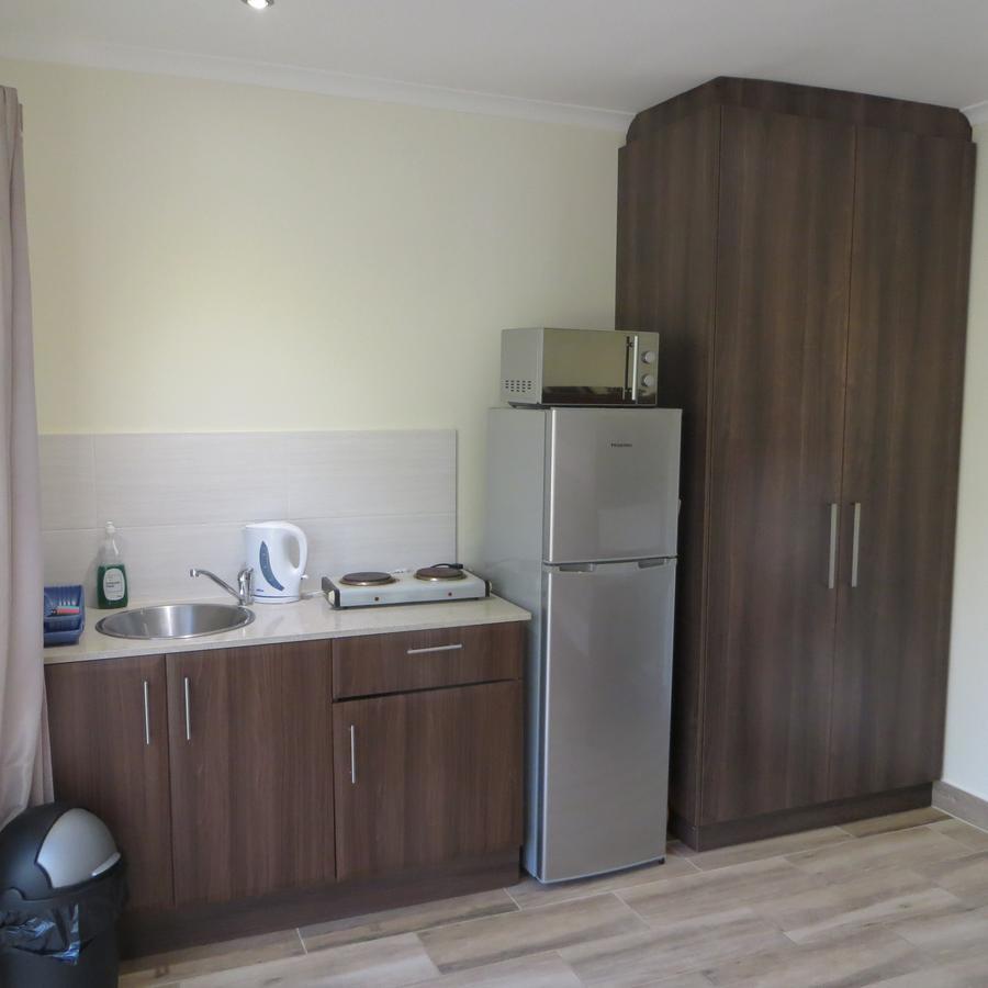 Cape Oasis Guesthouse Блуберґстранд Екстер'єр фото